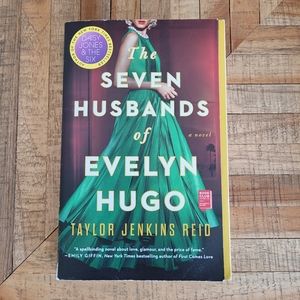 The Seven Husbands of Evelyn Hugo by Taylor Jenkins Reid